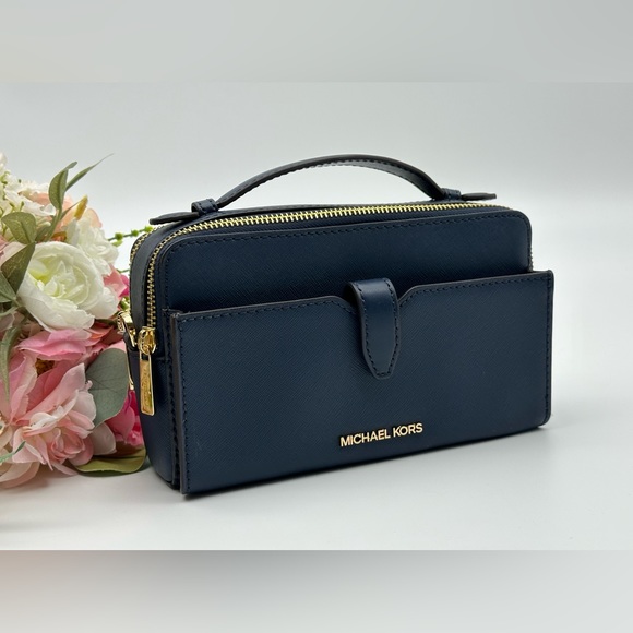 Michael Kors Navy Jet Set Medium Double Zip Phone Crossbody  Bag - Picture 3 of 15